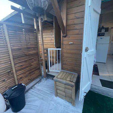 2 Bungalows Au Bord De La Plage De Montal A Moule Loues Individuellement Ou Ensemble Le Moule Εξωτερικό φωτογραφία