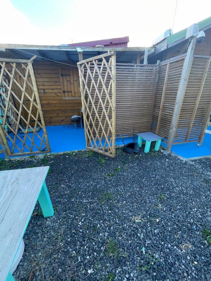 2 Bungalows Au Bord De La Plage De Montal A Moule Loues Individuellement Ou Ensemble Le Moule Εξωτερικό φωτογραφία