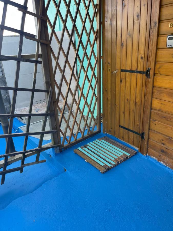 2 Bungalows Au Bord De La Plage De Montal A Moule Loues Individuellement Ou Ensemble Le Moule Εξωτερικό φωτογραφία